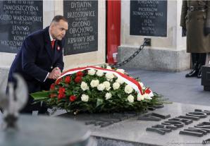 [VIDEO] Obchody 107 rocznicy Odzyskania Niepodległości z udziałem Prezydenta Karol Nawrockiego