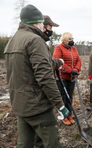Akcja sadzenia drzew z okazji Międzynarodowego Dnia Lasów