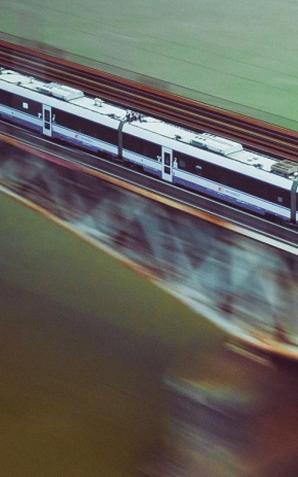 Komunikacja kolejowa dla przewozu uchodźców. Koleje z Polski, Niemiec i Czech współpracują przy przewozie uchodźców, którzy przybyli do Polski w związku z inwazją Rosji na Ukrainę