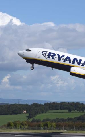 Ryanair redukuje loty z Modlina do Niemiec, Wielkiej Brytanii, Włoch i Litwy. Nowe trasy i przeniesienie połączenia do Manchesteru na lotnisko Chopina